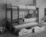QUATRO Divstāvu trīsvietīga gulta ar matračiem Acryl white/grey